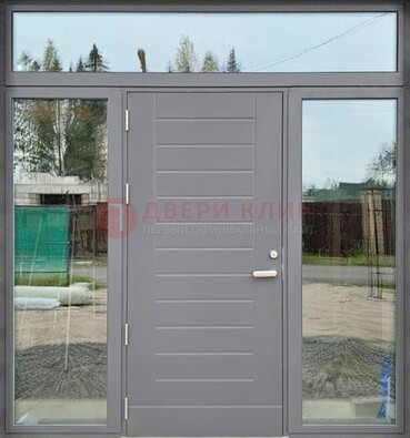Серая стальная дверь с панелью МДФ и стеклянными фрамугами ДФГ-28 в Балашихе