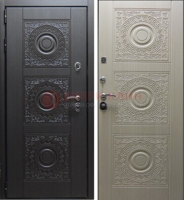 Темная стальная дверь с МДФ ДМ-161 для коттеджа в Балашихе