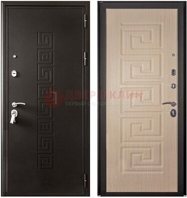 Коричневая стальная дверь с порошковым напылением с дизайном ДП-37 в Балашихе