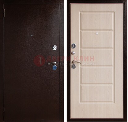 Коричневая металлическая дверь с порошковым окрасом ДП-92 в Балашихе