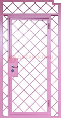 Розовая металлическая решетчатая дверь ДР-15 в Балашихе