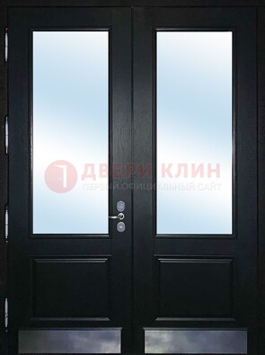 Черная двухстворчатая металлическая дверь со стеклом ДС-25 в Балашихе