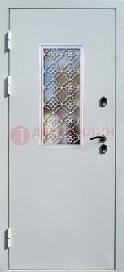 Серая металлическая дверь со стеклом и ковкой ДС-75 в Балашихе