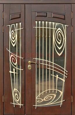 Коричневая железная дверь с большим стеклом и ковкой ДСК-203 в Балашихе