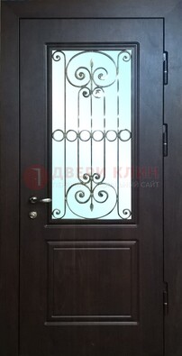 Железная дверь со стеклом и ковкой ДСК-65 для общественных зданий в Балашихе