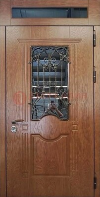 Металлическая входная дверь со стеклом и ковкой для дома ДСК-96 в Балашихе