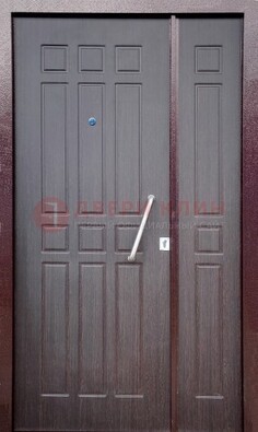 Коричневая тамбурная дверь ДТМ-30 в Балашихе